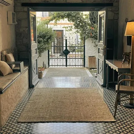 Отель Mina By Adda Alacati *