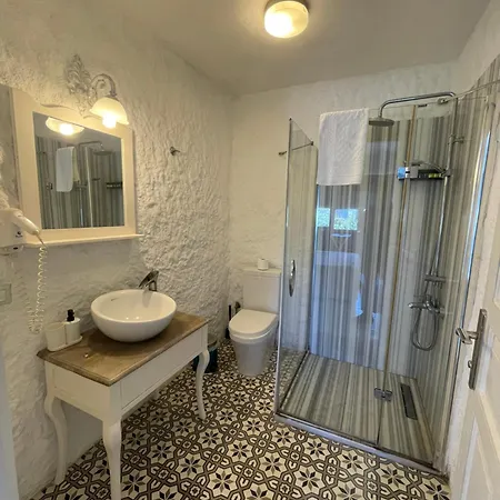 Mina By Adda Alacati Кешме